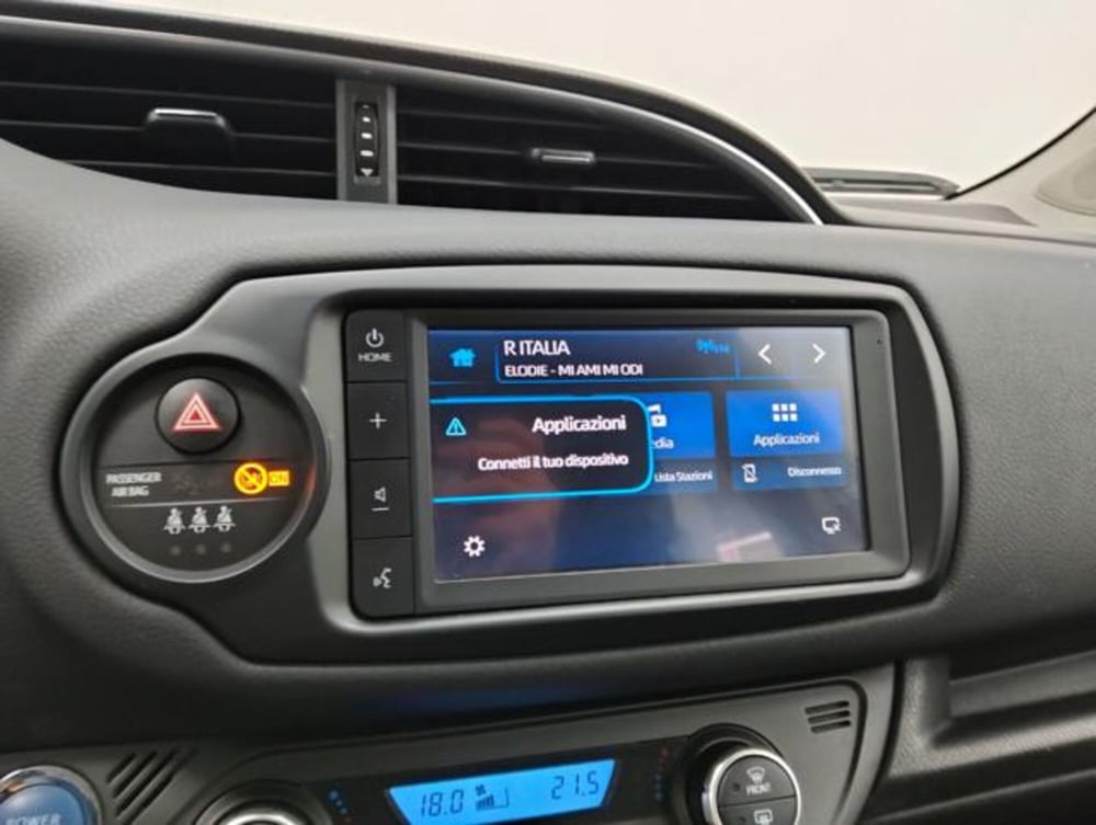 Toyota Yaris Cross usata a Como (13)