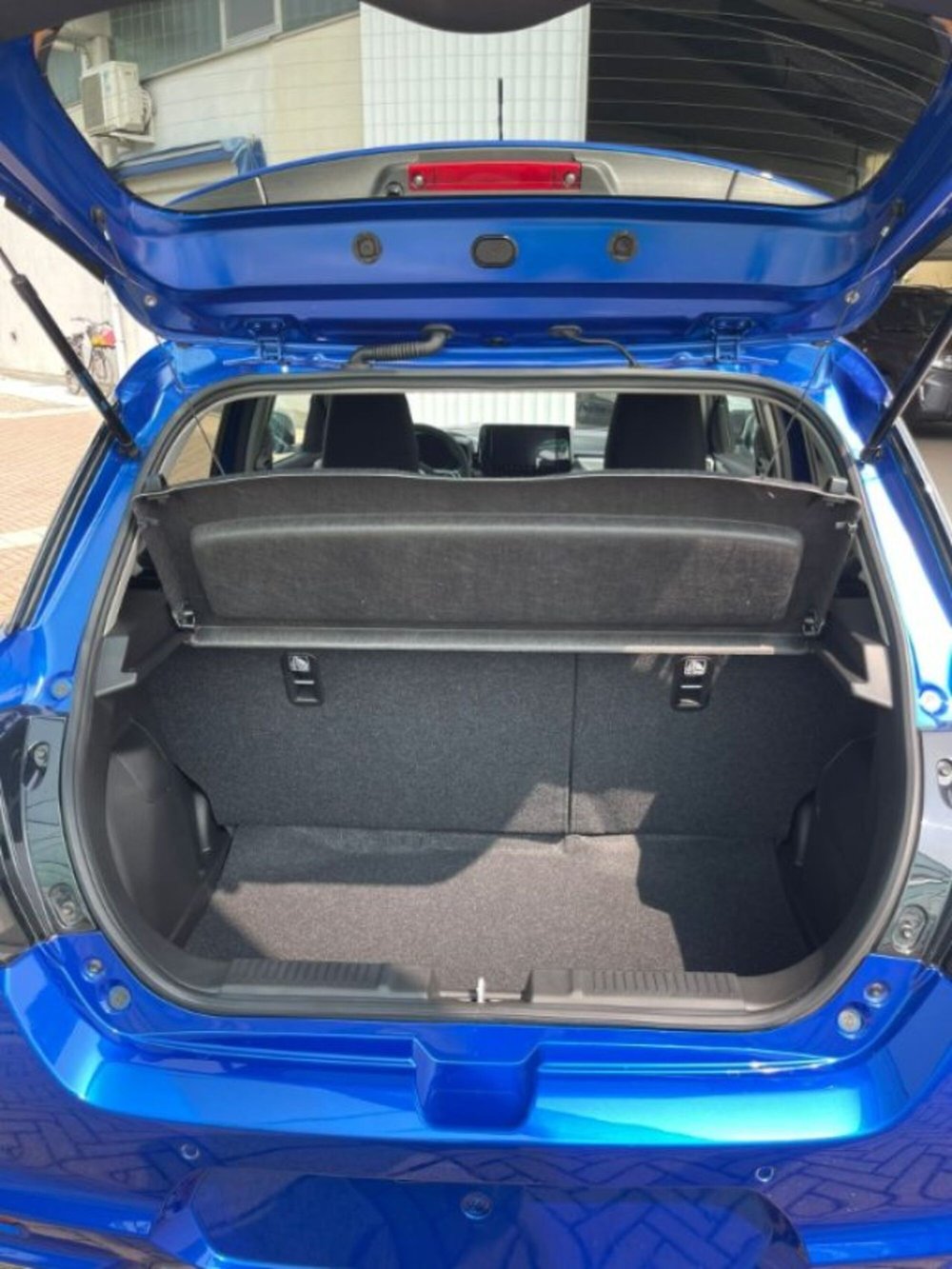 Suzuki Swift nuova a Novara (15)
