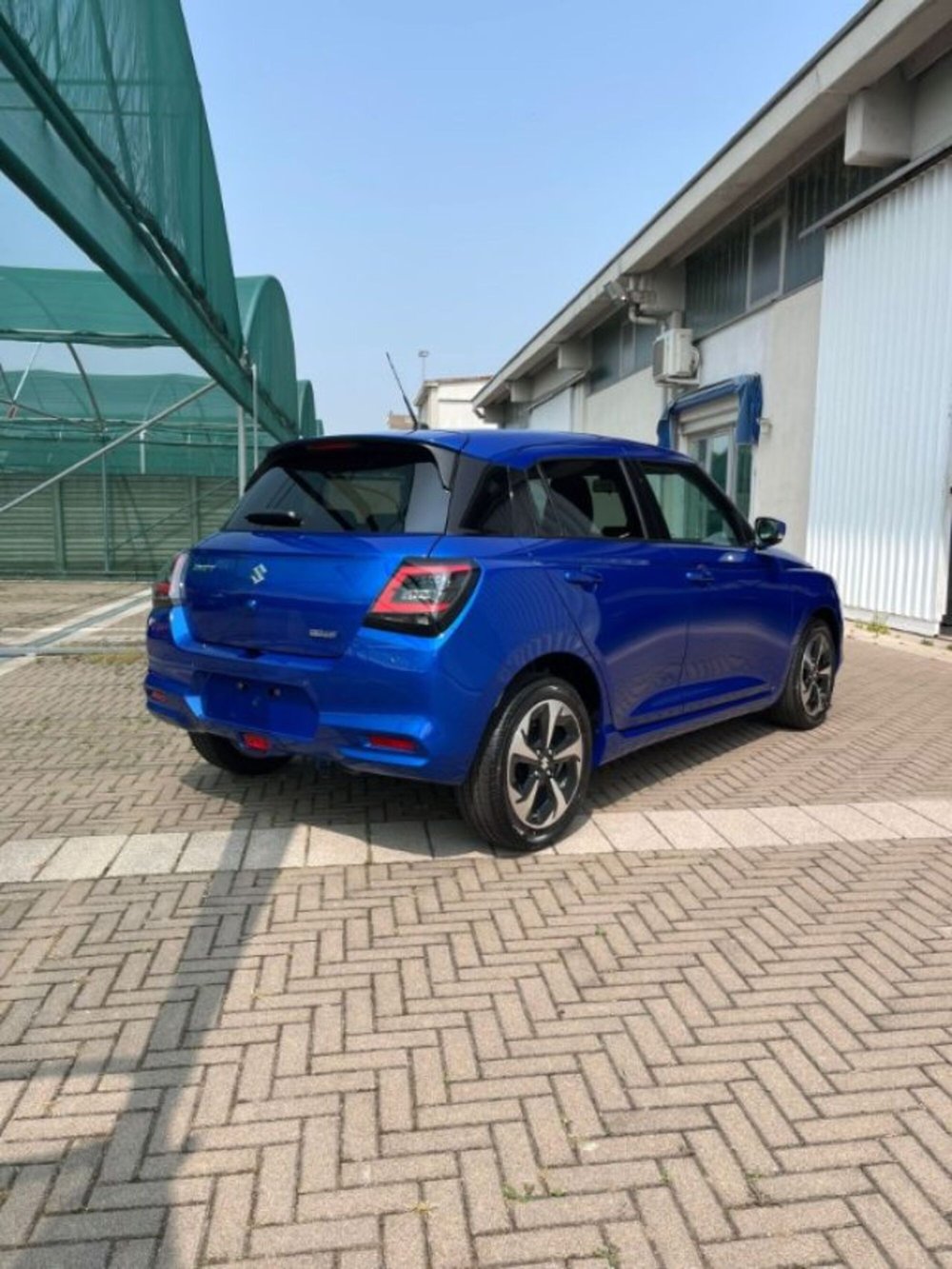 Suzuki Swift nuova a Novara (4)
