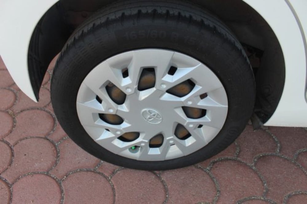Toyota Aygo usata a Roma (12)