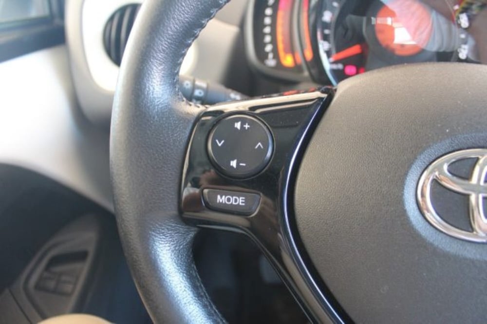 Toyota Aygo usata a Roma (15)