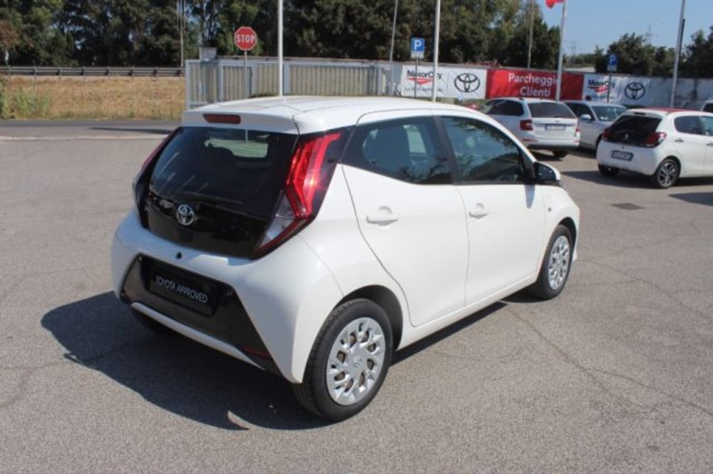 Toyota Aygo usata a Roma (17)
