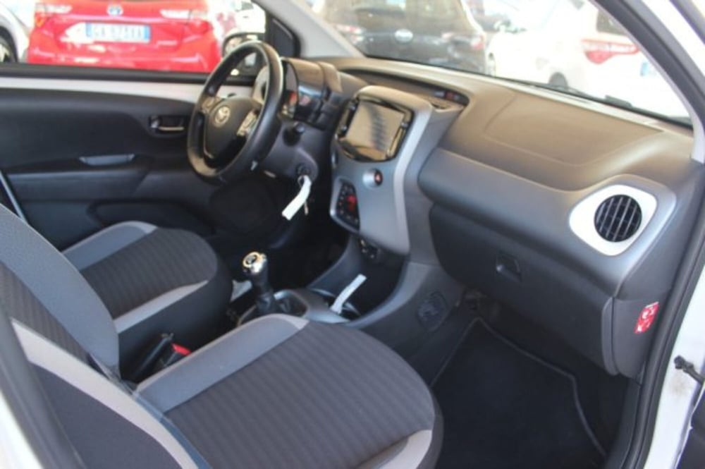 Toyota Aygo usata a Roma (6)