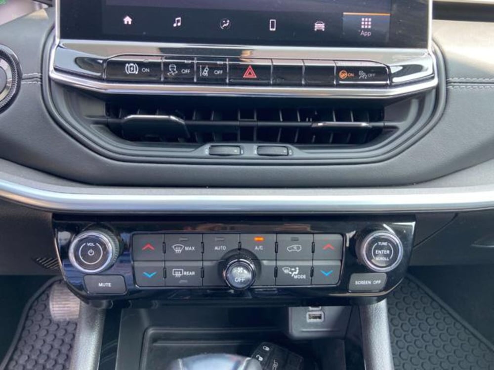 Jeep Compass usata a Firenze (18)