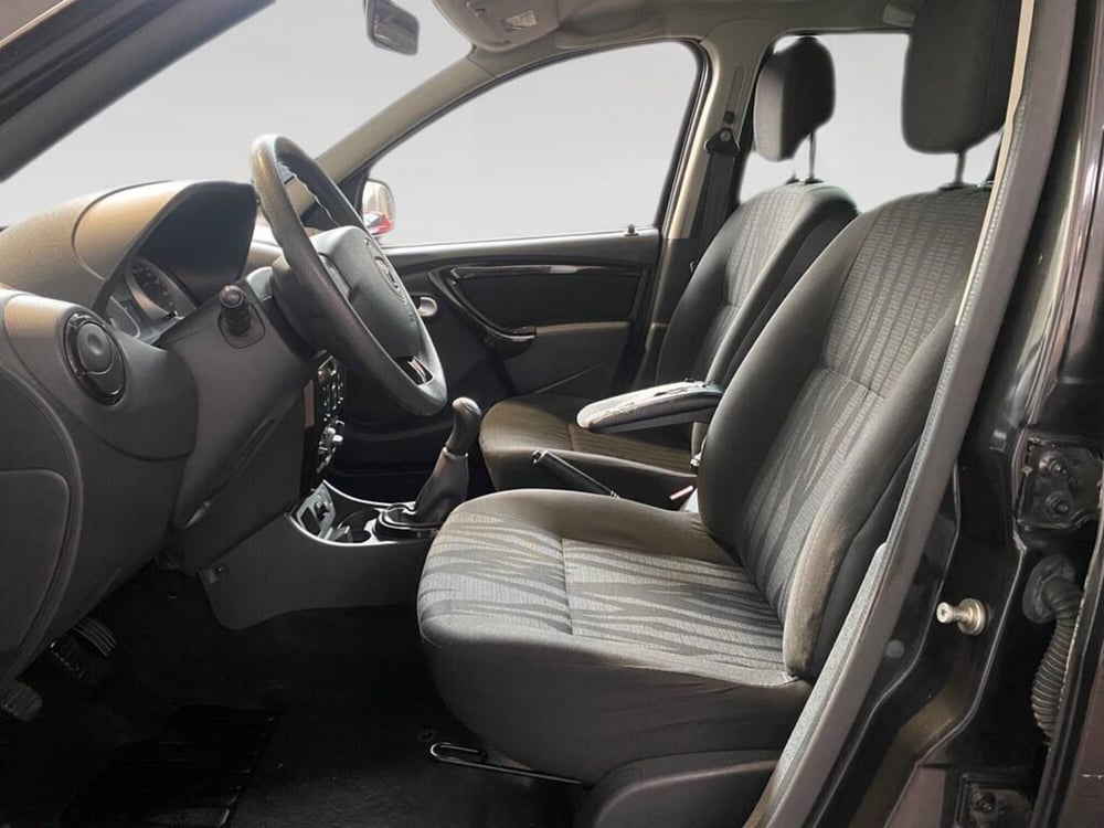 Dacia Duster usata a Torino (6)