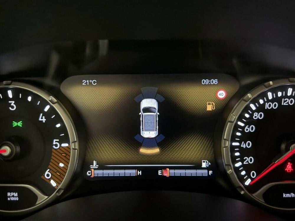 Jeep Renegade usata a Monza e Brianza (13)