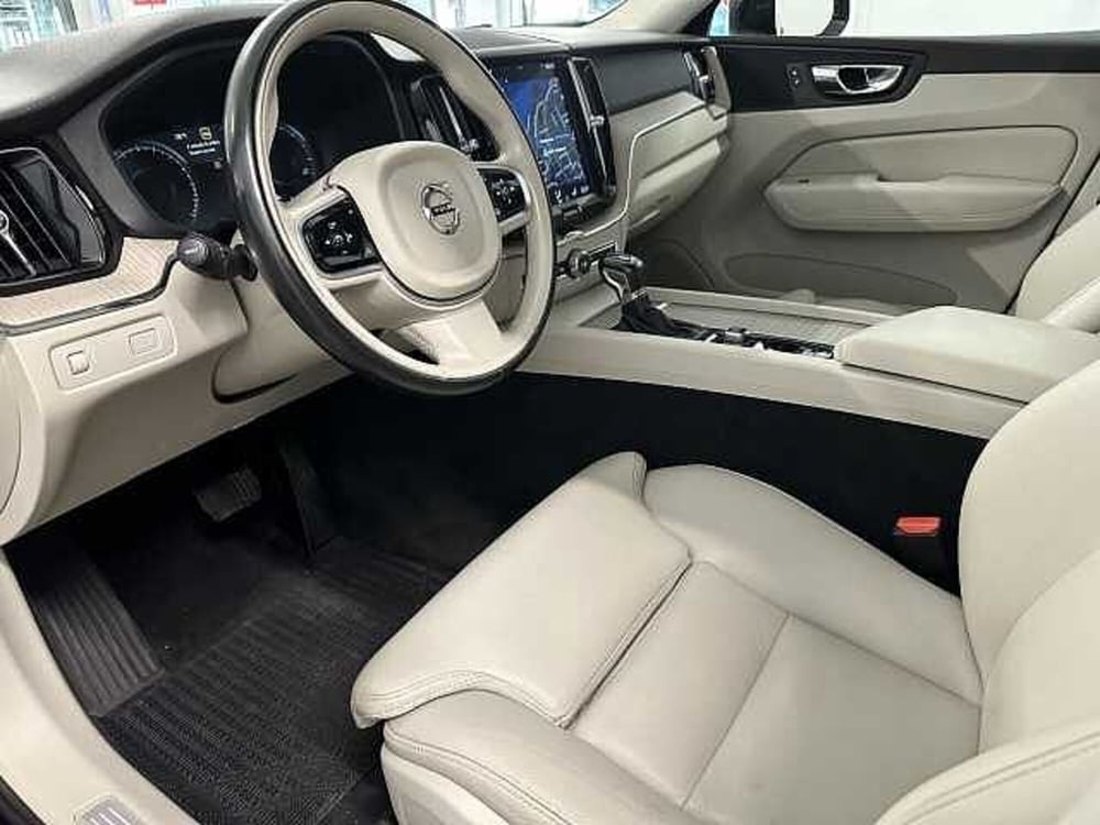 Volvo XC60 usata a Macerata (10)