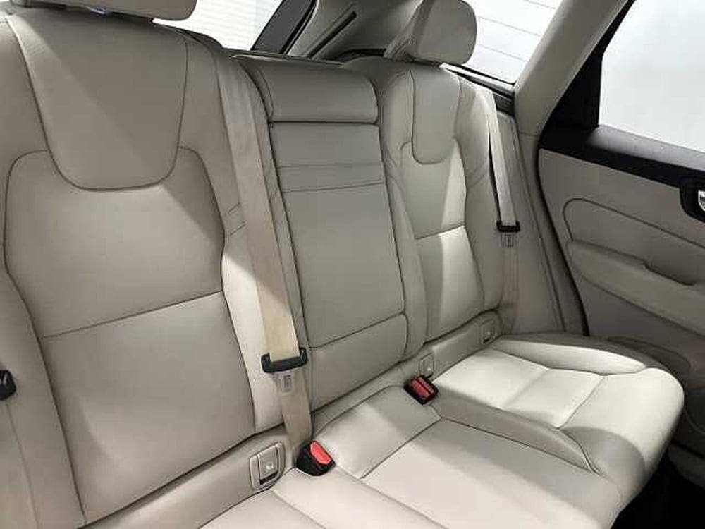 Volvo XC60 usata a Macerata (19)