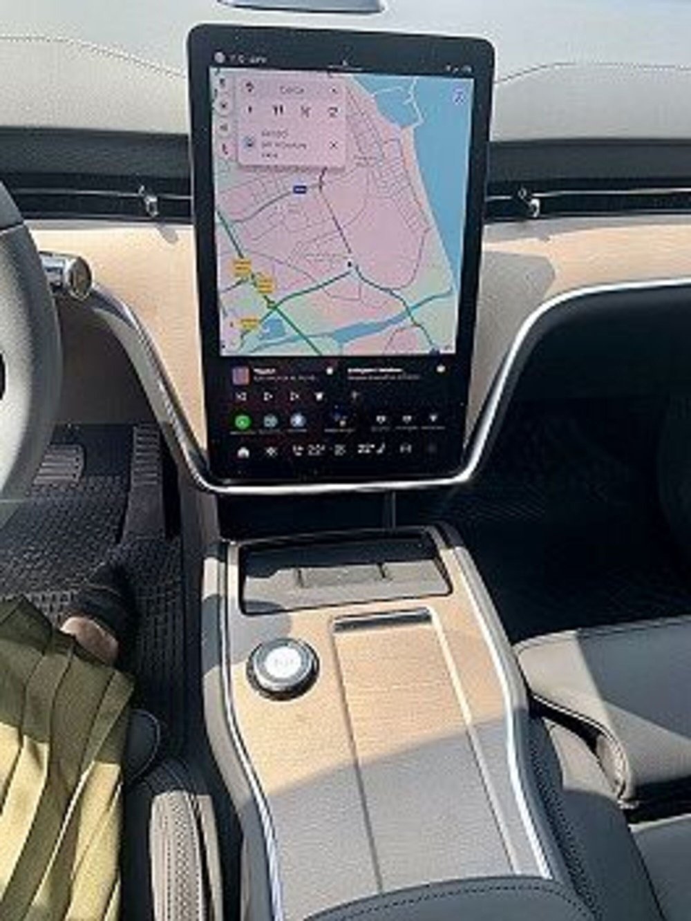 Volvo EX90 nuova a Macerata (13)