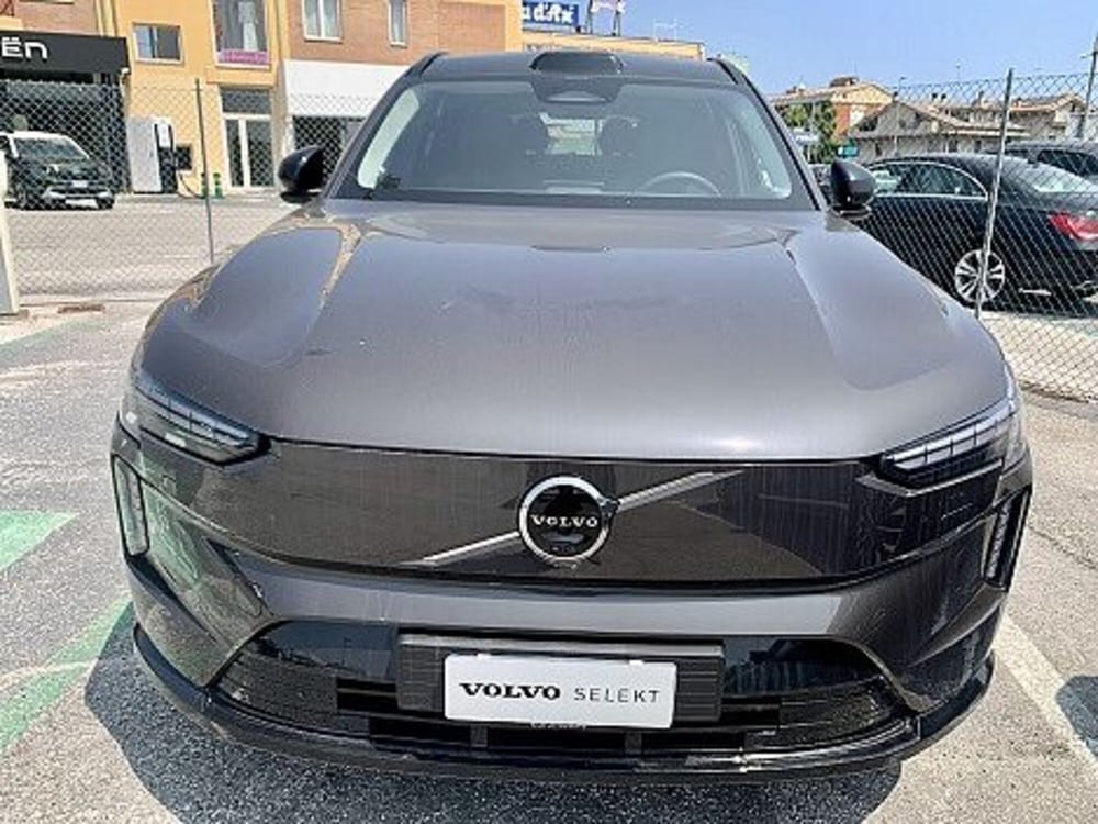 Volvo EX90 nuova a Macerata (6)