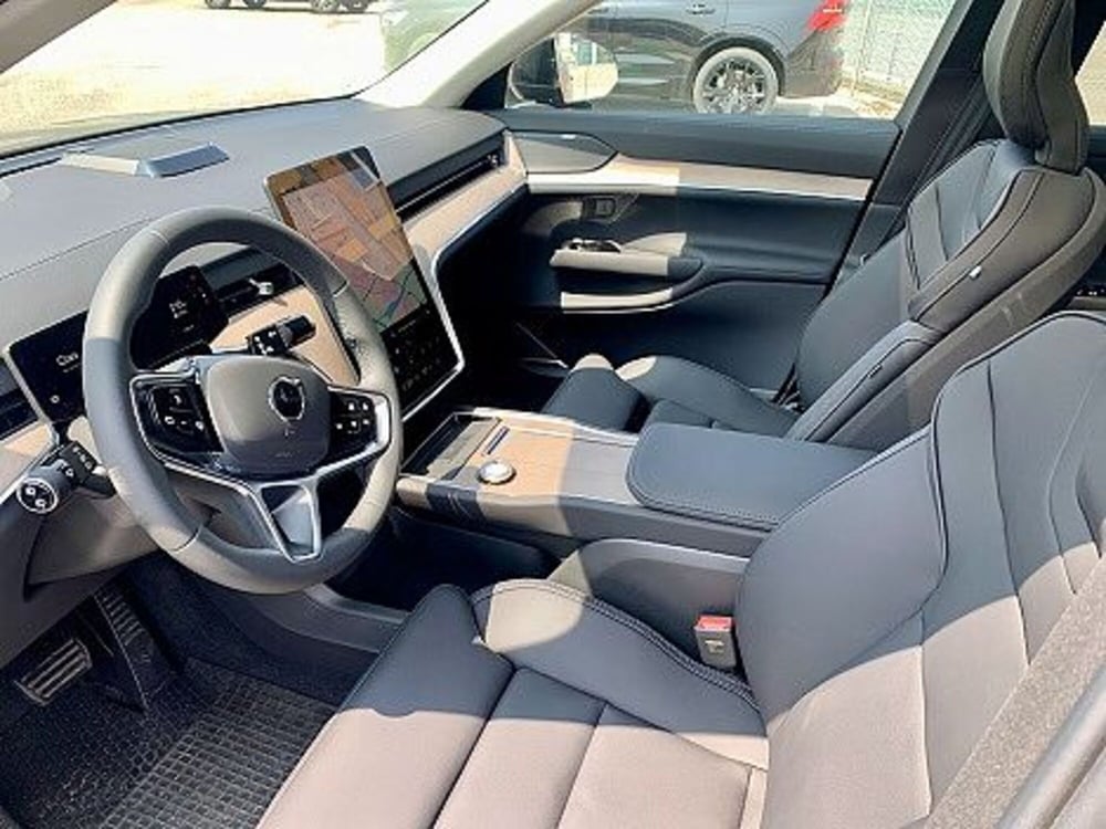Volvo EX90 nuova a Macerata (7)