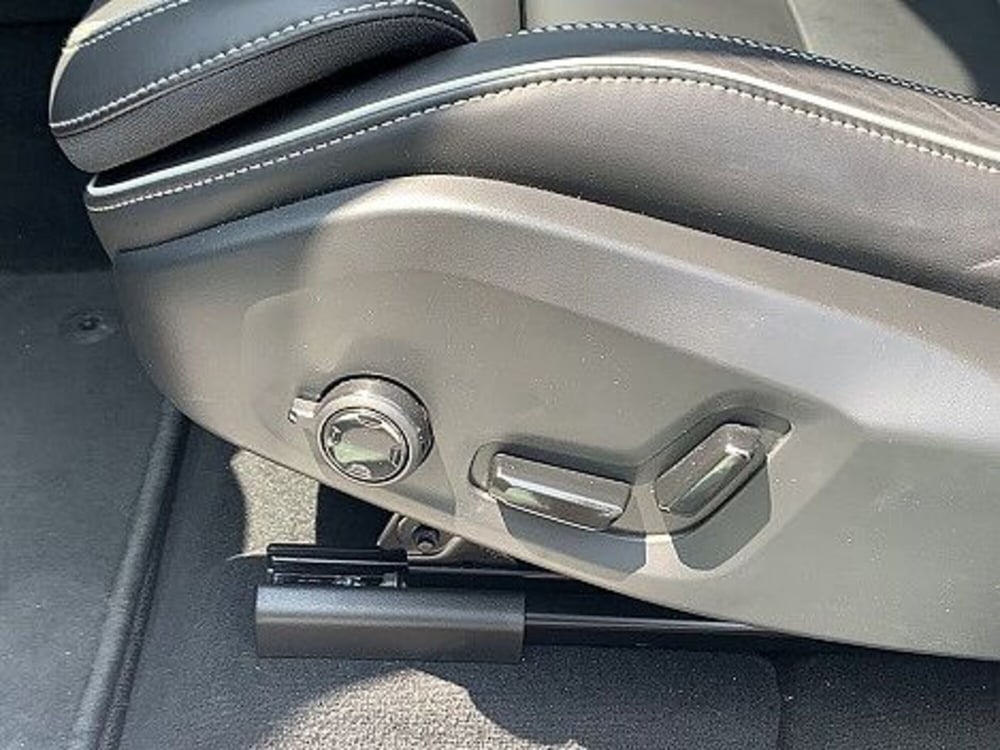 Volvo XC60 usata a Macerata (10)