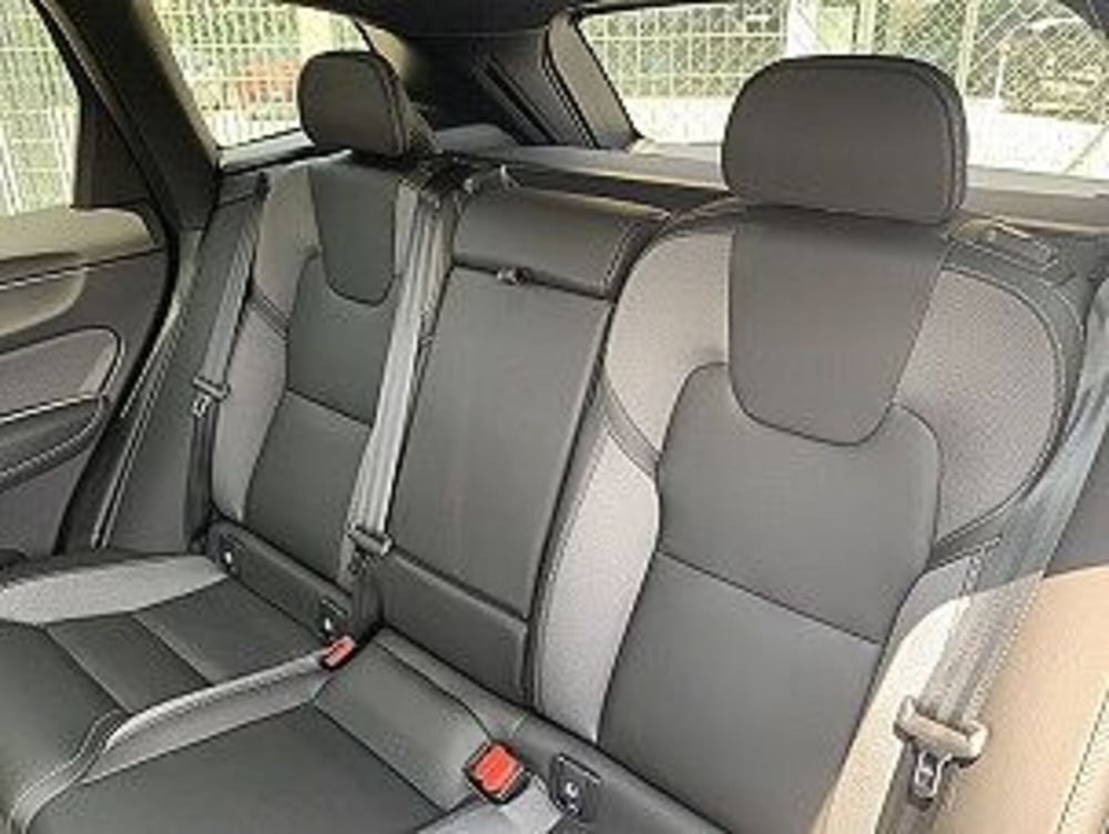 Volvo XC60 usata a Macerata (17)