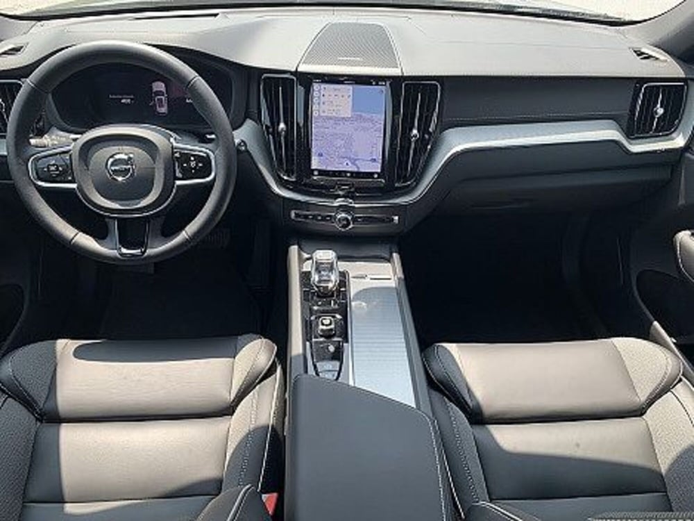 Volvo XC60 usata a Macerata (18)