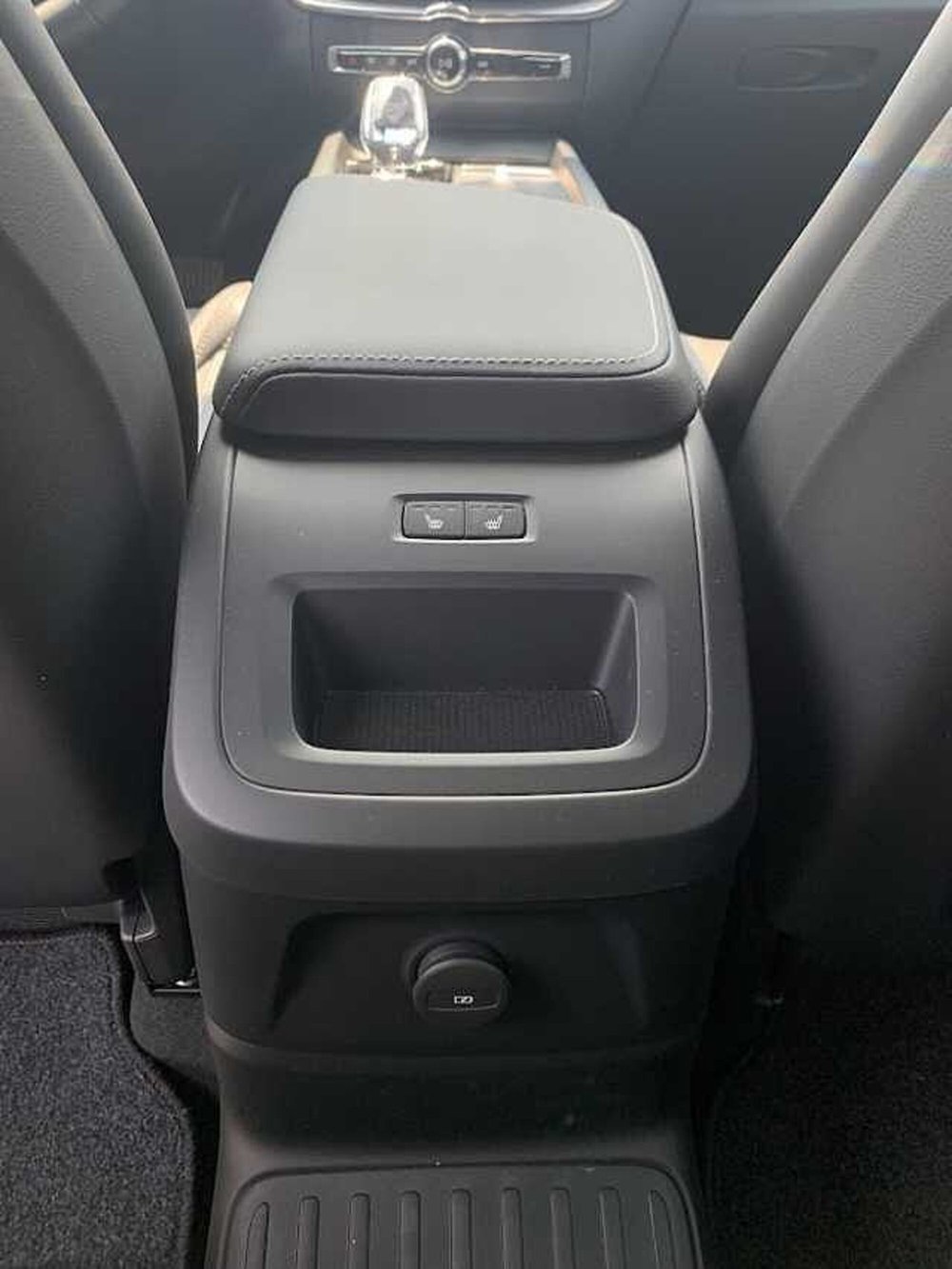 Volvo XC60 usata a Macerata (19)