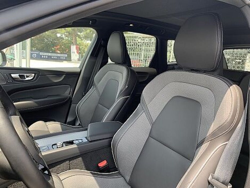 Volvo XC60 usata a Macerata (8)