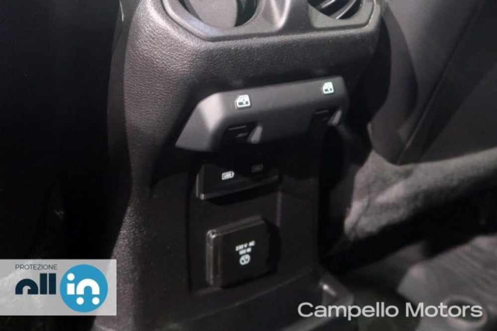 Jeep Wrangler Unlimited usata a Venezia (10)