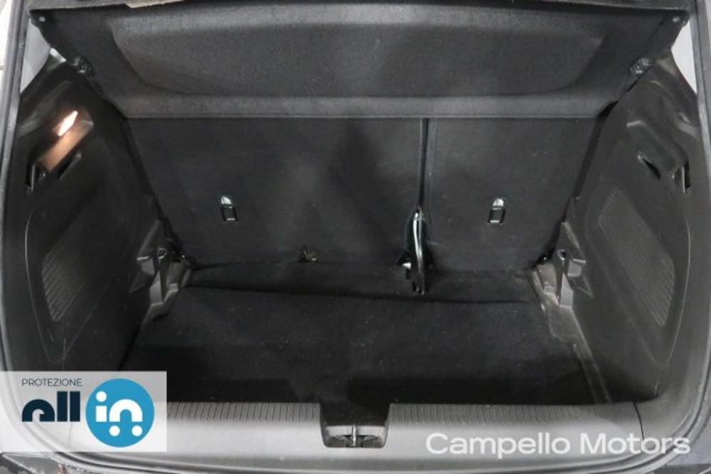 Opel Crossland X usata a Venezia (16)