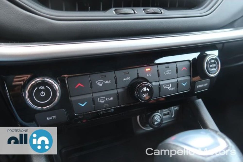 Jeep Compass usata a Venezia (12)
