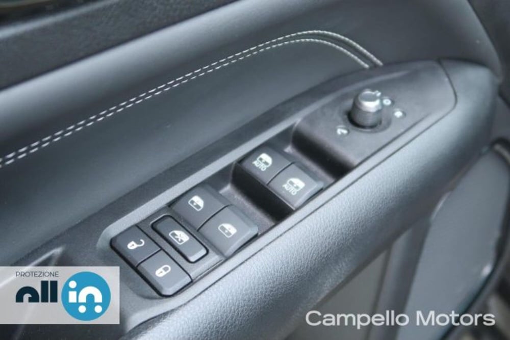 Jeep Compass usata a Venezia (17)