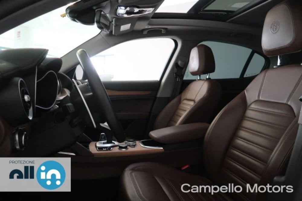 Alfa Romeo Stelvio usata a Venezia (5)