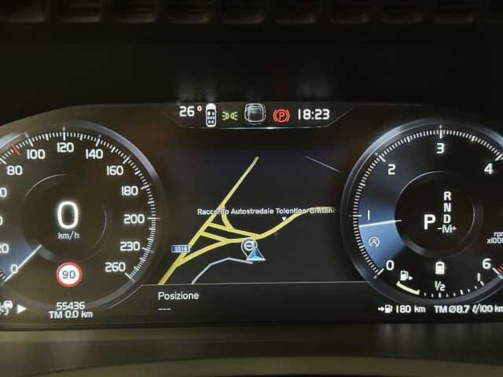 Volvo XC90 usata a Macerata (9)