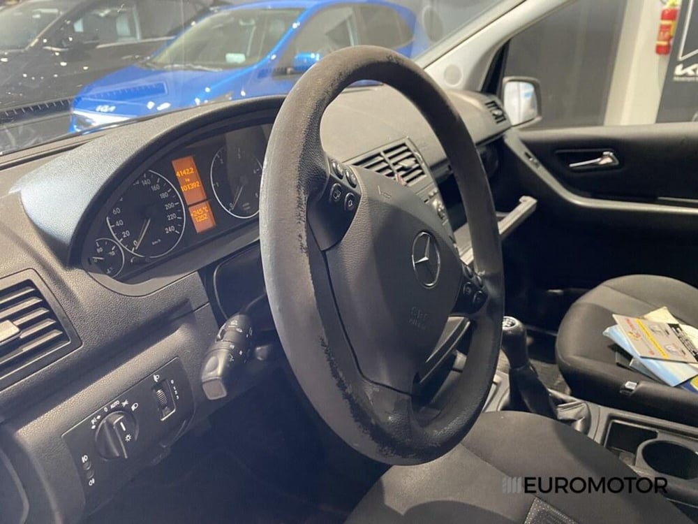 Mercedes-Benz Classe A usata a Bari (10)