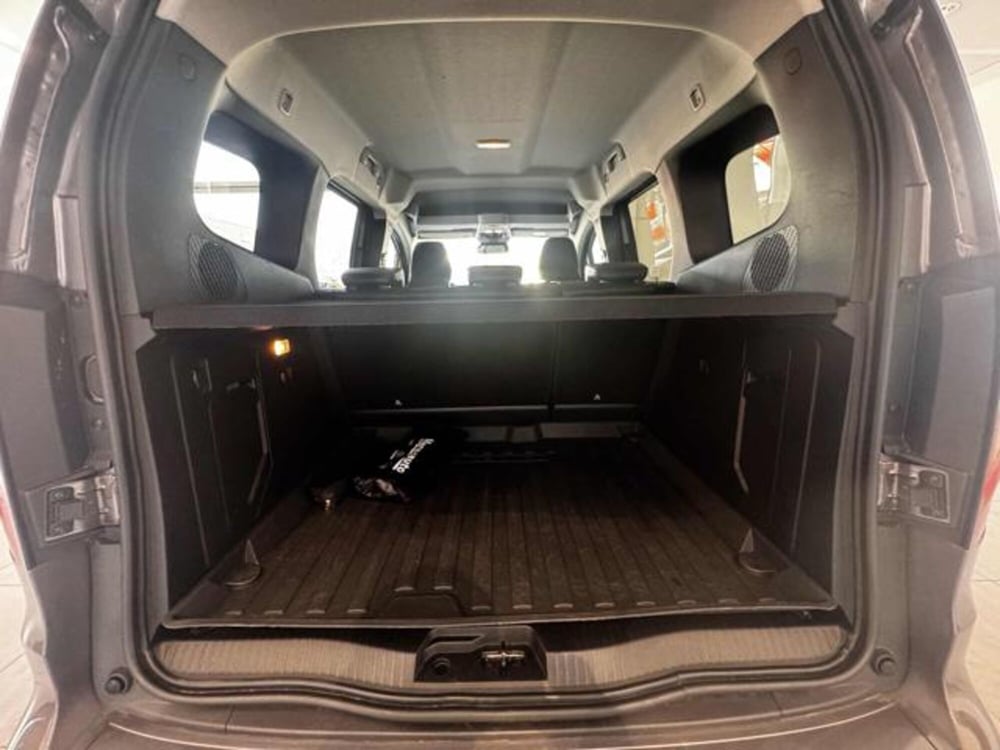 Nissan Townstar usata a Sassari (11)