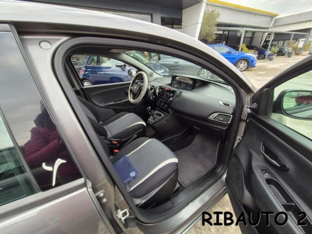 Lancia Ypsilon usata a Cuneo (10)