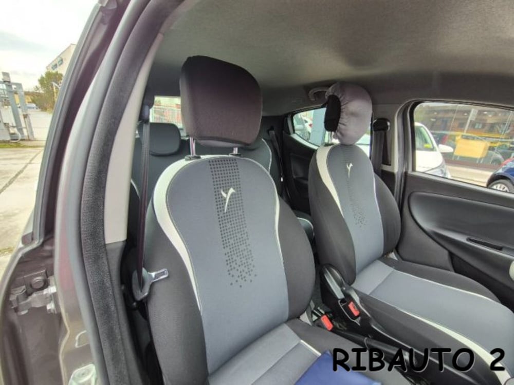 Lancia Ypsilon usata a Cuneo (18)