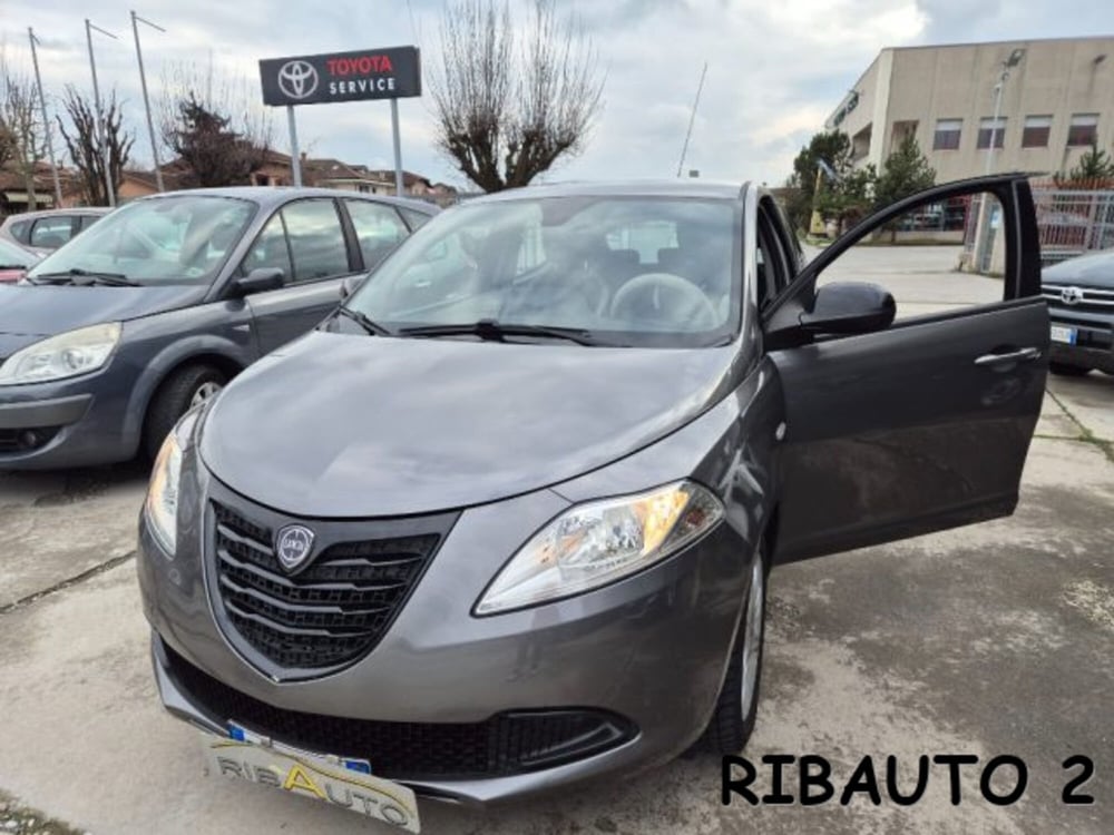 Lancia Ypsilon usata a Cuneo (3)