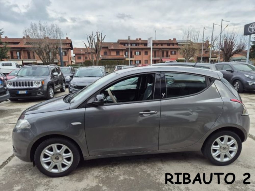 Lancia Ypsilon usata a Cuneo (4)