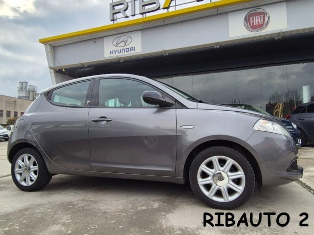 Lancia Ypsilon usata a Cuneo (8)