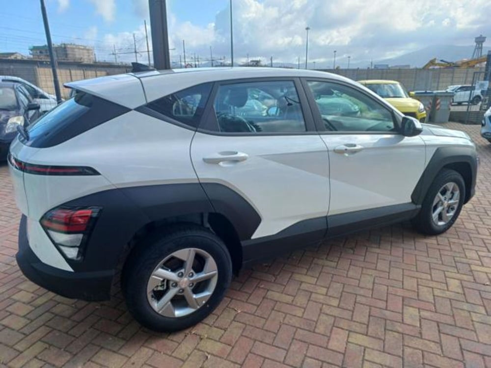 Hyundai Kona nuova a Savona (10)