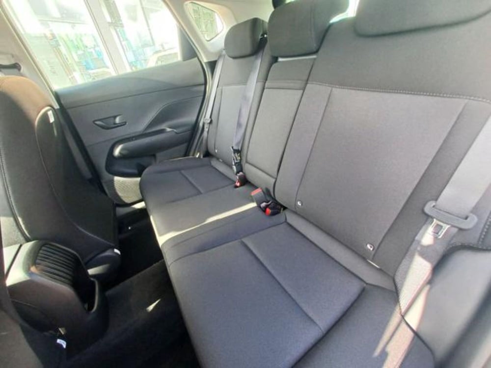 Hyundai Kona nuova a Savona (12)