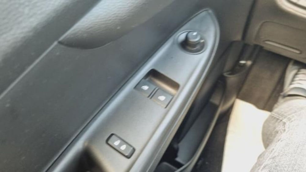 Opel Karl usata a Savona (10)