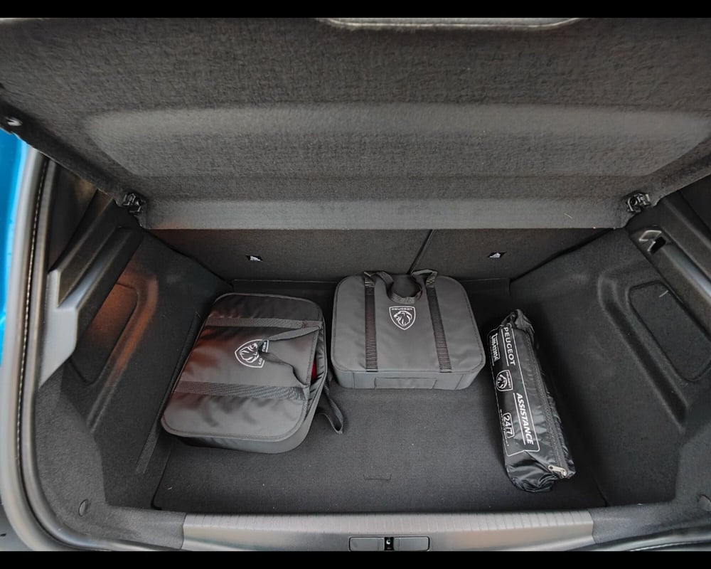 Peugeot 208 usata a Belluno (15)
