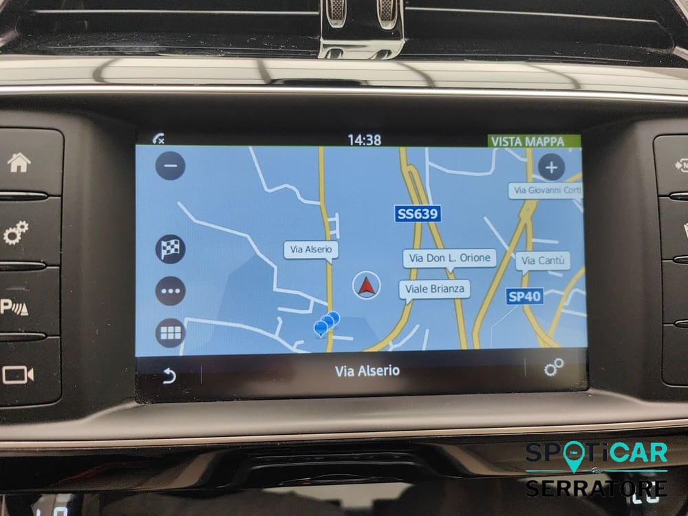 Jaguar XE usata a Como (10)