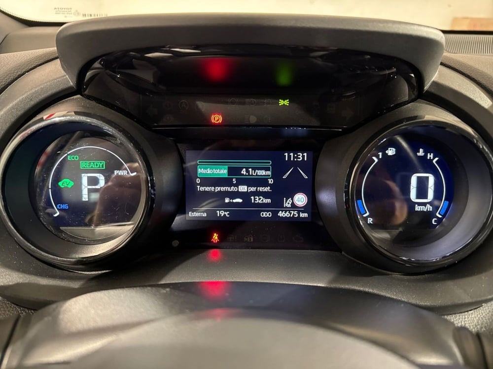 Toyota Yaris usata a Lecco (10)