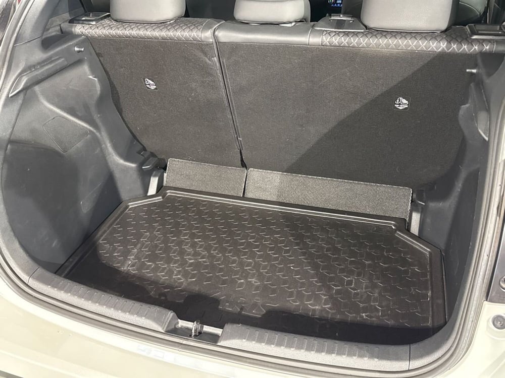 Toyota Yaris usata a Lecco (15)