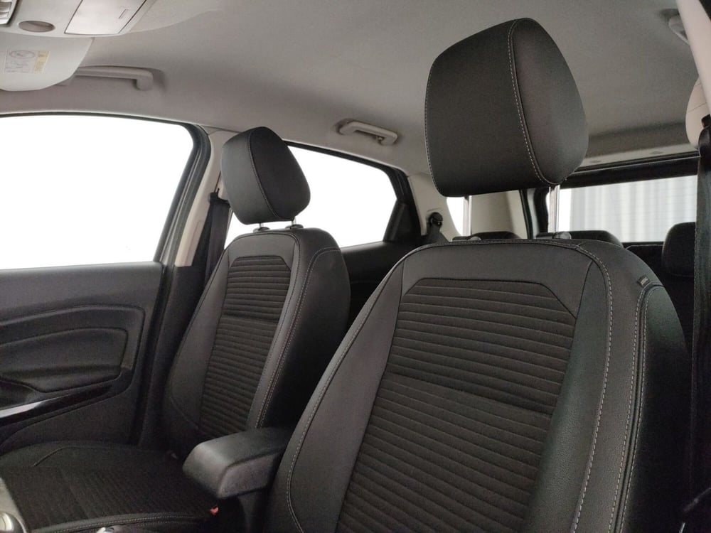 Ford EcoSport usata a Roma (12)