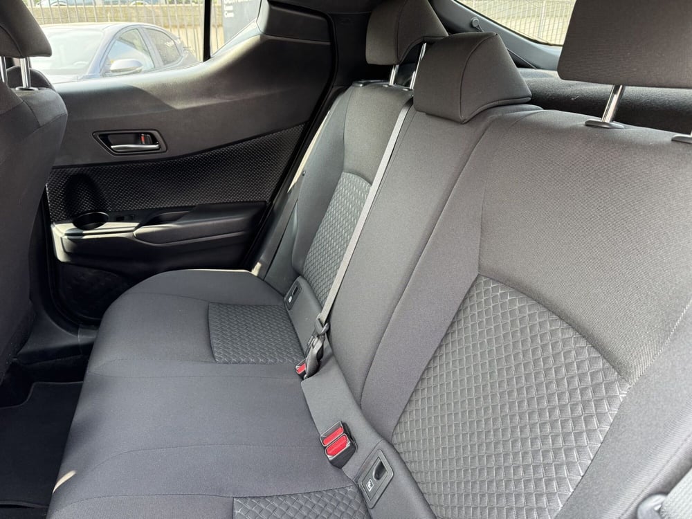 Toyota Toyota C-HR usata a Como (7)