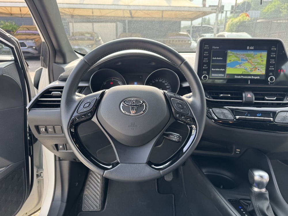 Toyota Toyota C-HR usata a Como (9)