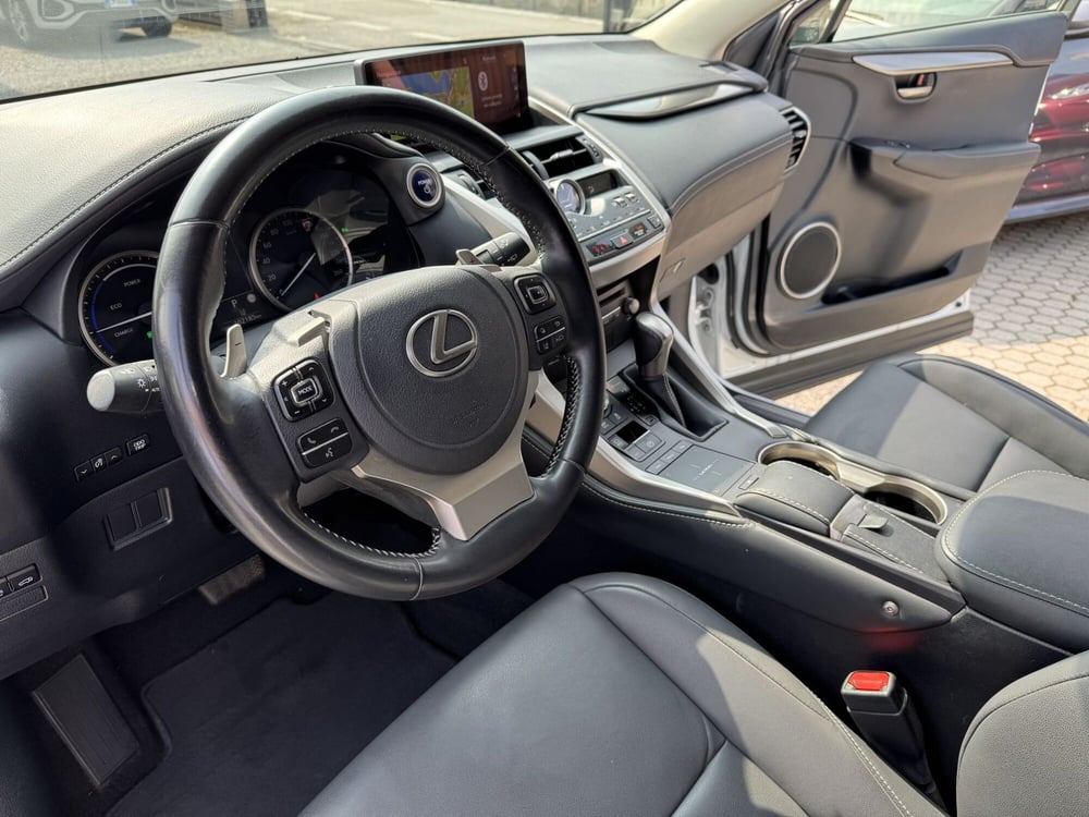 Lexus NX usata a Como (12)