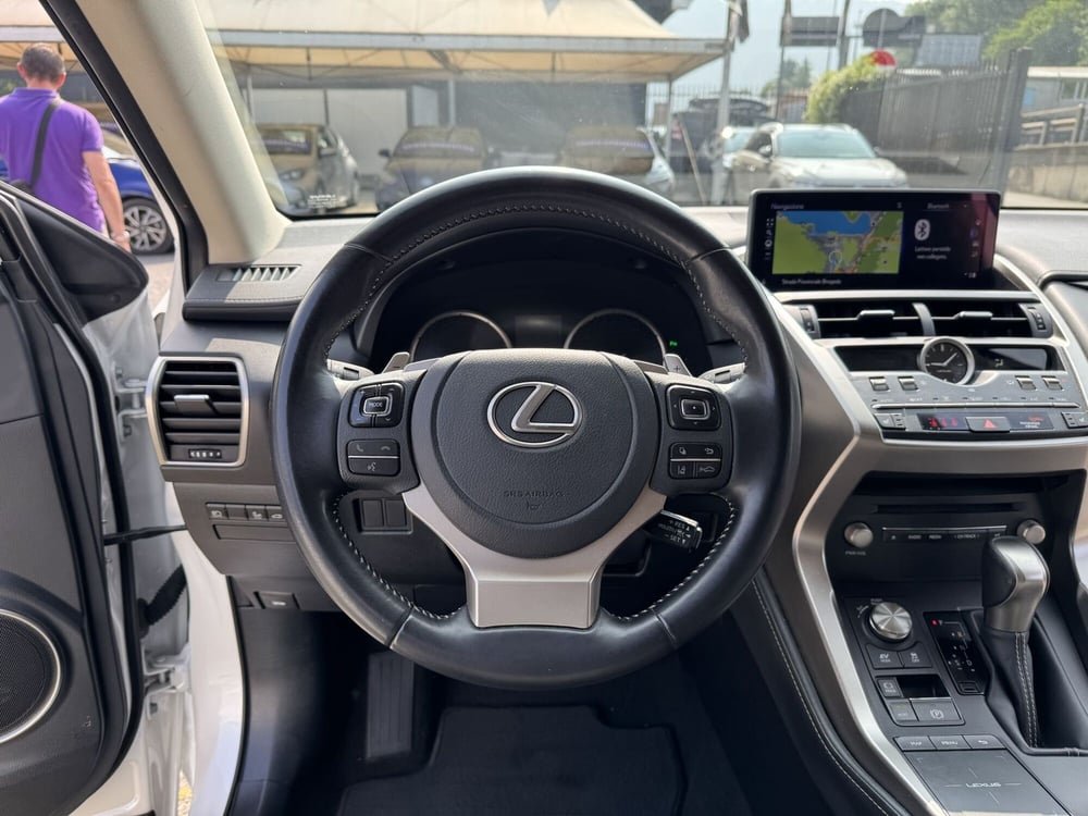 Lexus NX usata a Como (9)