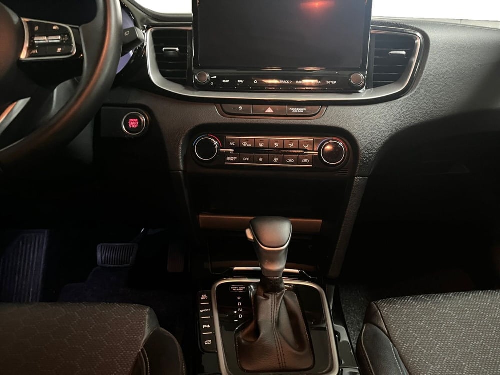Kia XCeed usata a Modena (13)