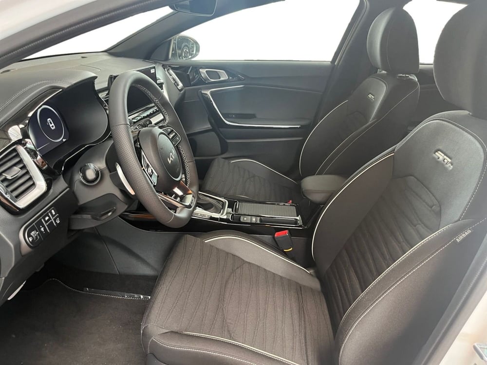 Kia ProCeed nuova a Modena (15)