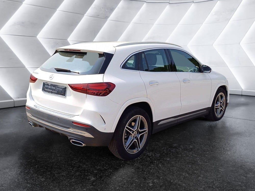 Mercedes-Benz GLA SUV usata  (3)