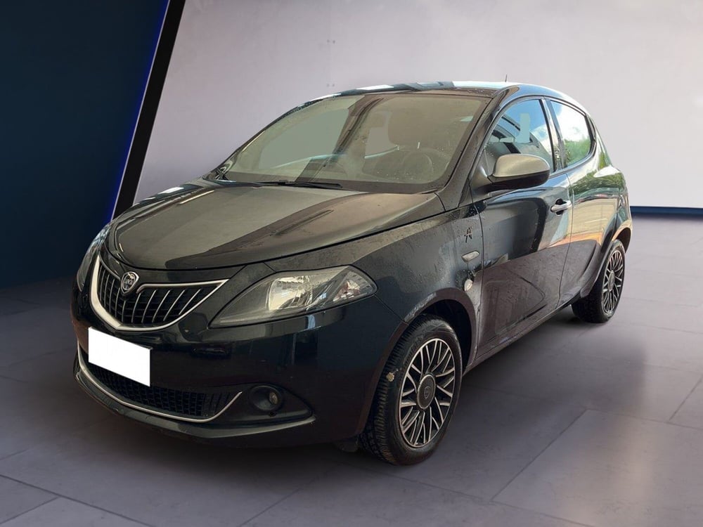 Lancia Ypsilon usata a Torino (2)