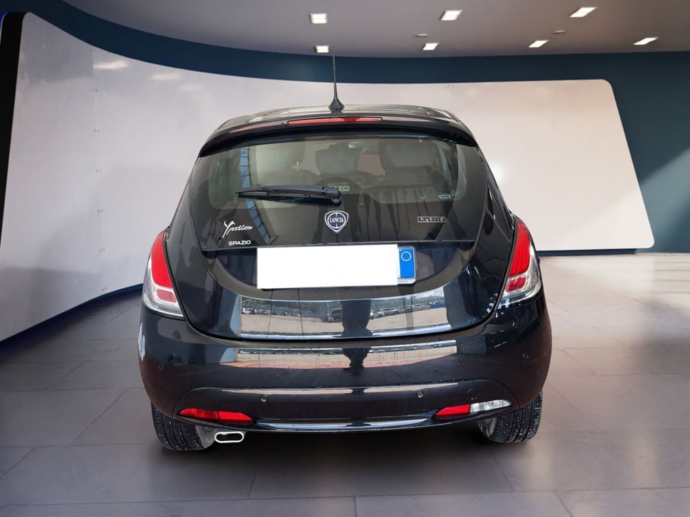 Lancia Ypsilon usata a Torino (6)